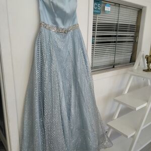 New Elegant Light Blue Gown with Silver Accents. Macy's Say Yes To The Dress